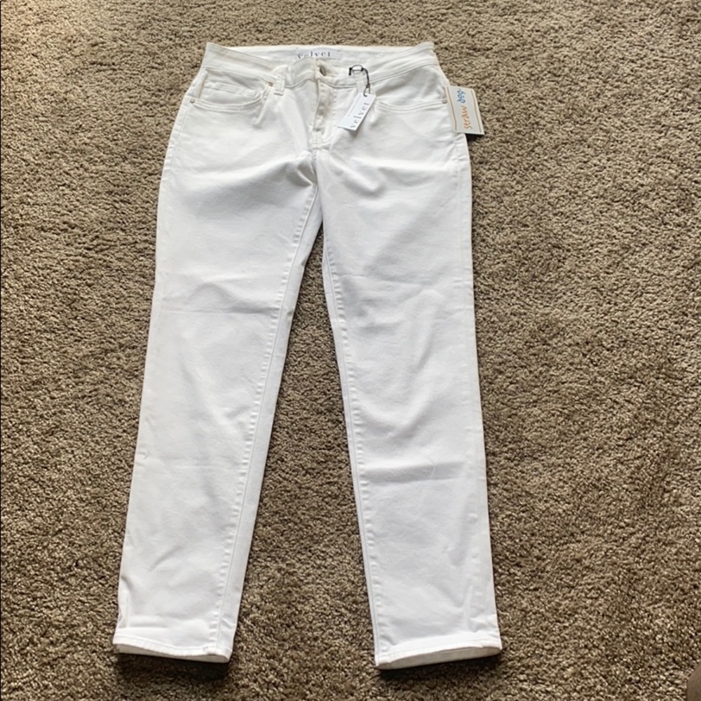 Velvet white jeans, Size 25, Inseam 8”, Length 28”
